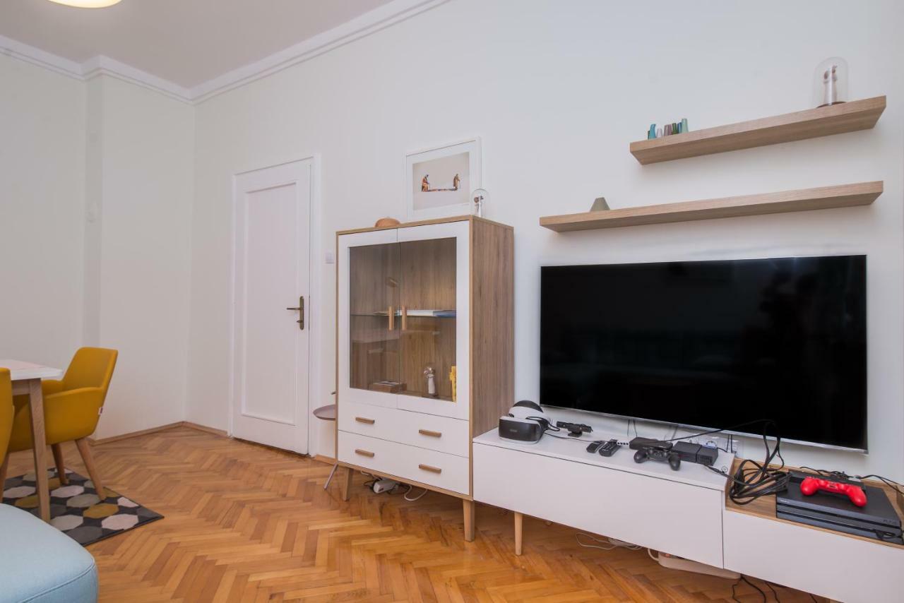 Designer & Luxurious, Business, One Bedroom Apartment In Top Central Sofia By Flat Mаnager Екстер'єр фото